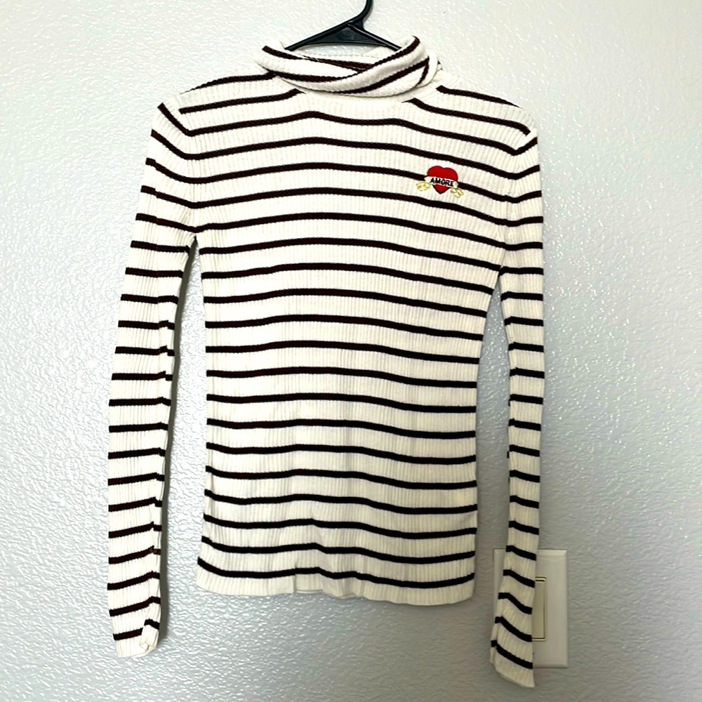 Forever 21
Size: Small-Medium
Good Condition
Final Sale